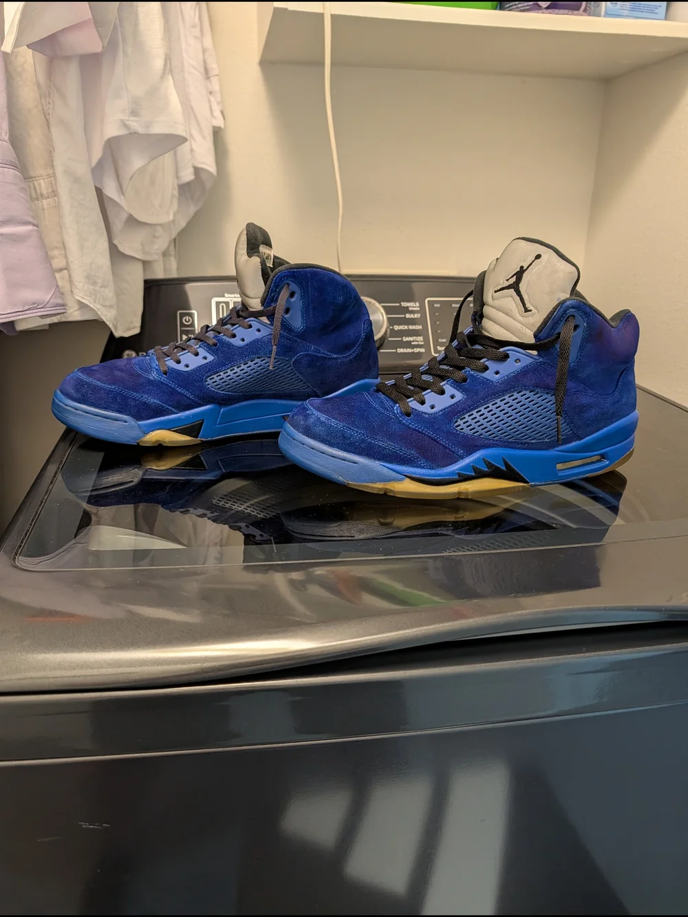 Jordan bold blue